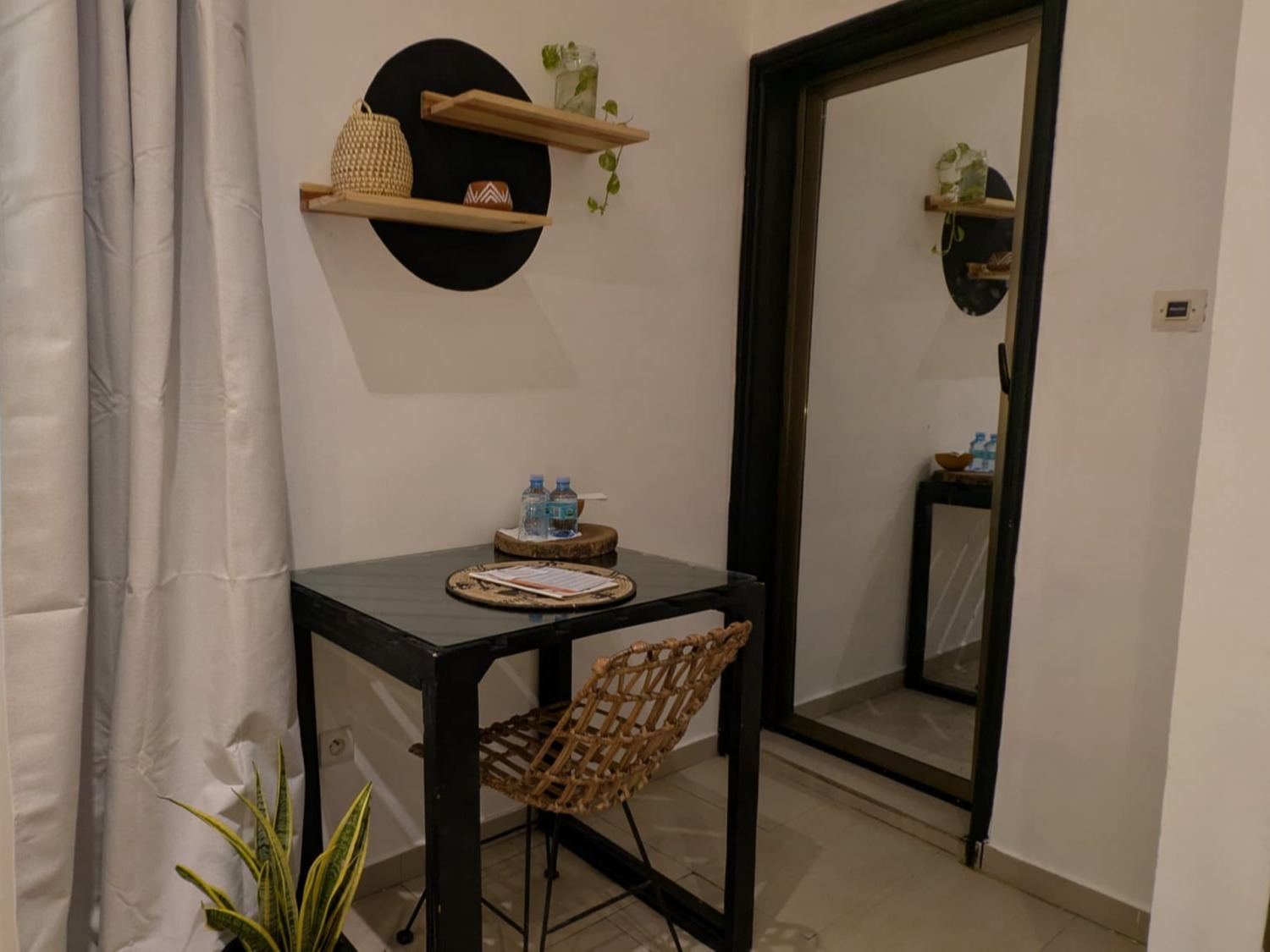 Chambre Sè (lit double) - maison d'hôtes Canelya, Fidjrossè, Cotonou