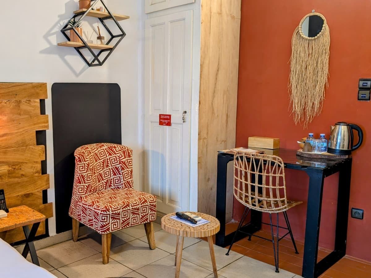 Chambre Blefoutou (lit double) - maison d'hôtes Canelya, Fidjrossè, Cotonou