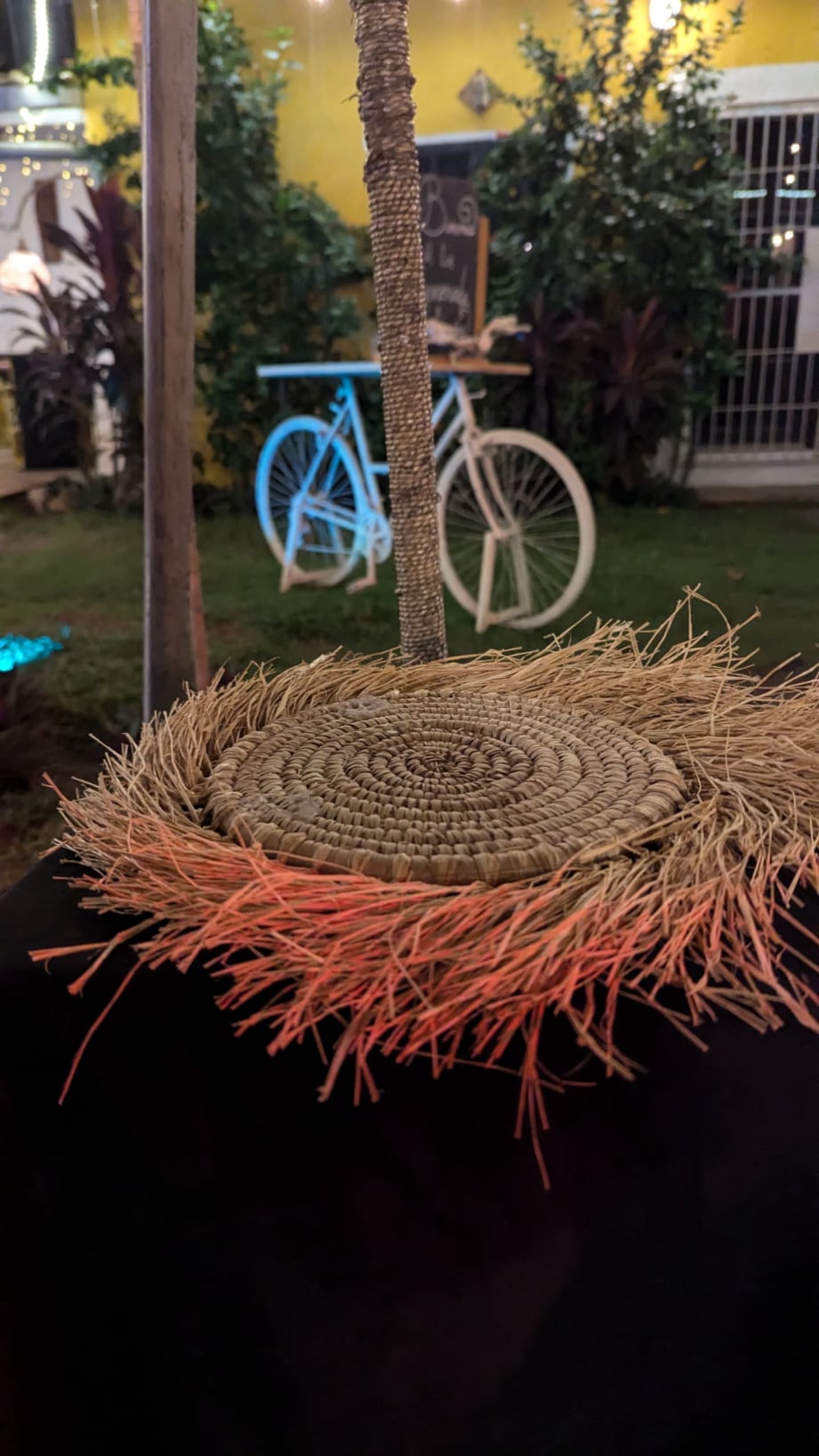 Jardin et chambres de La Maison de Canelya à Fidjrossè – photo 3